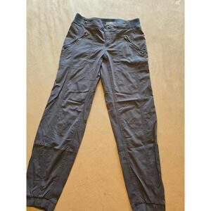 Athleta Trekkie Capri Crop Grey Joggers (4)